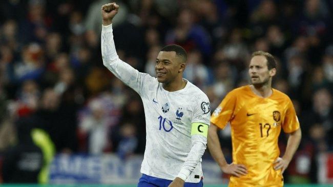 春光摄淫师