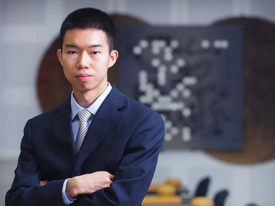 julia奶水涨喷在线播放